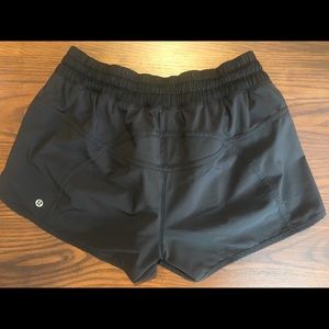 Lululemon Tracker Short 4” Black Size 10